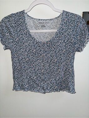 American Eagle Blue Floral Ribbed Snap Front Crop Top Lettuce Edge Large